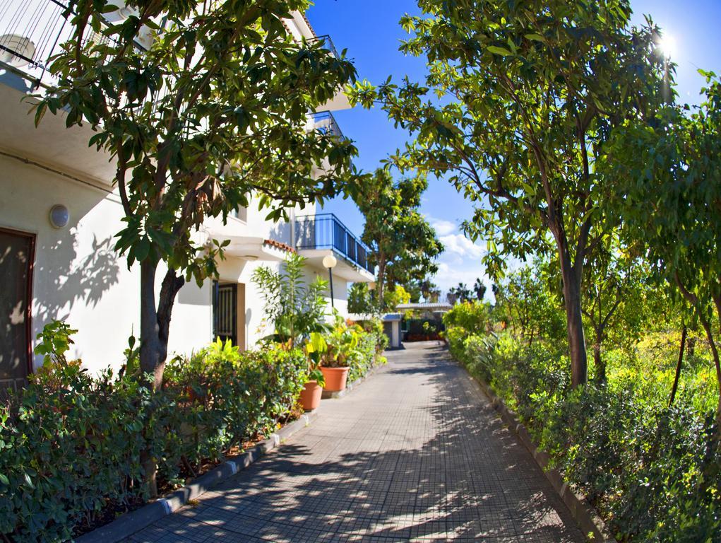 Villa Santantonio Giardini Naxos Exterior foto